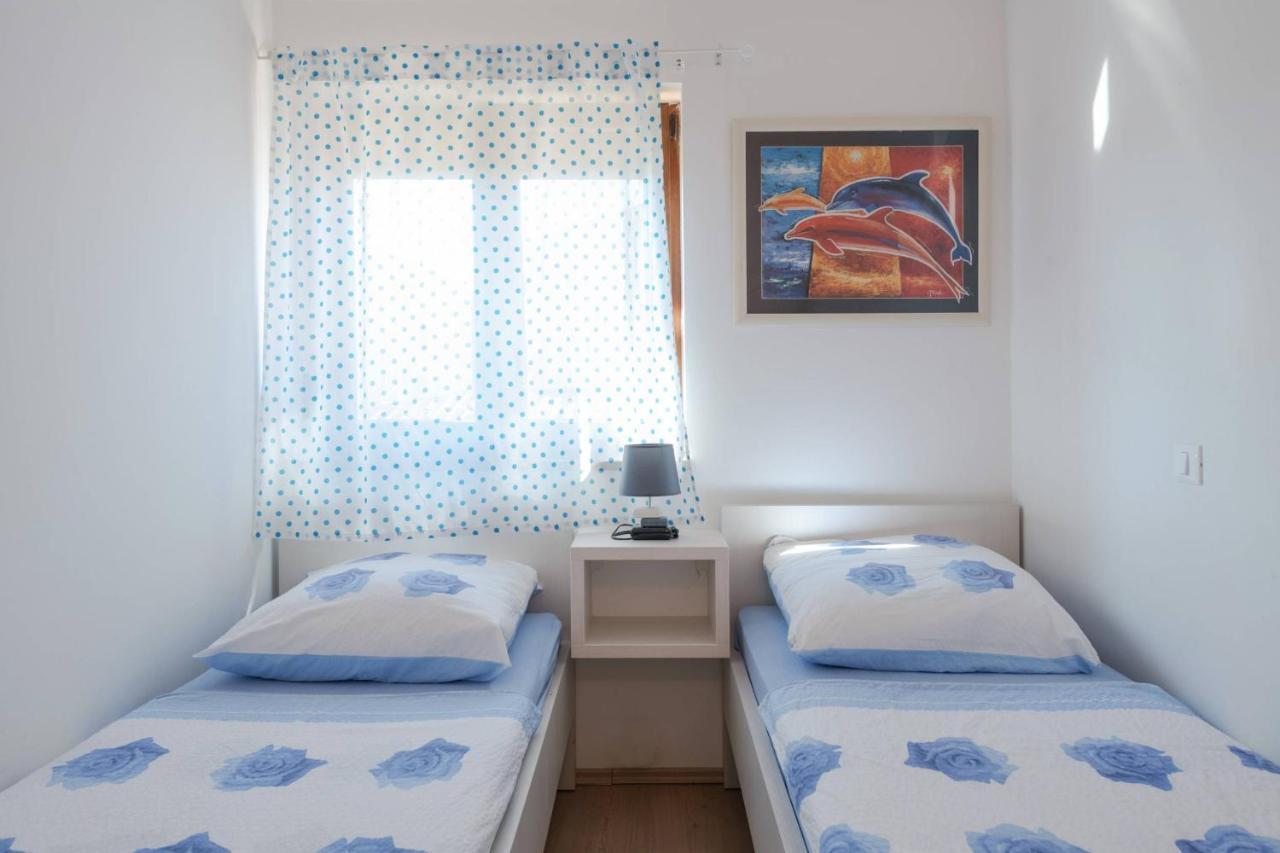 Apartmani Jana Poreč Exteriör bild
