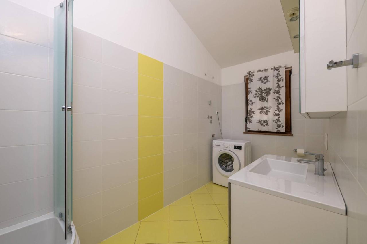 Apartmani Jana Poreč Exteriör bild
